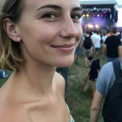 Полина